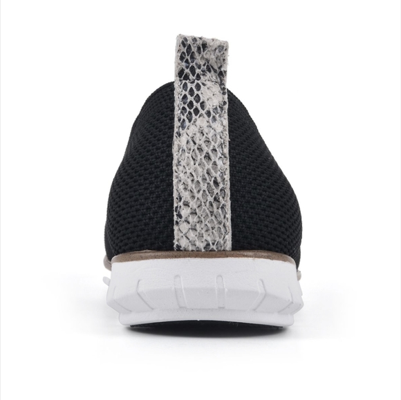 White Mountain Belief Knit Slip-On Flats - Picture 4 of 13